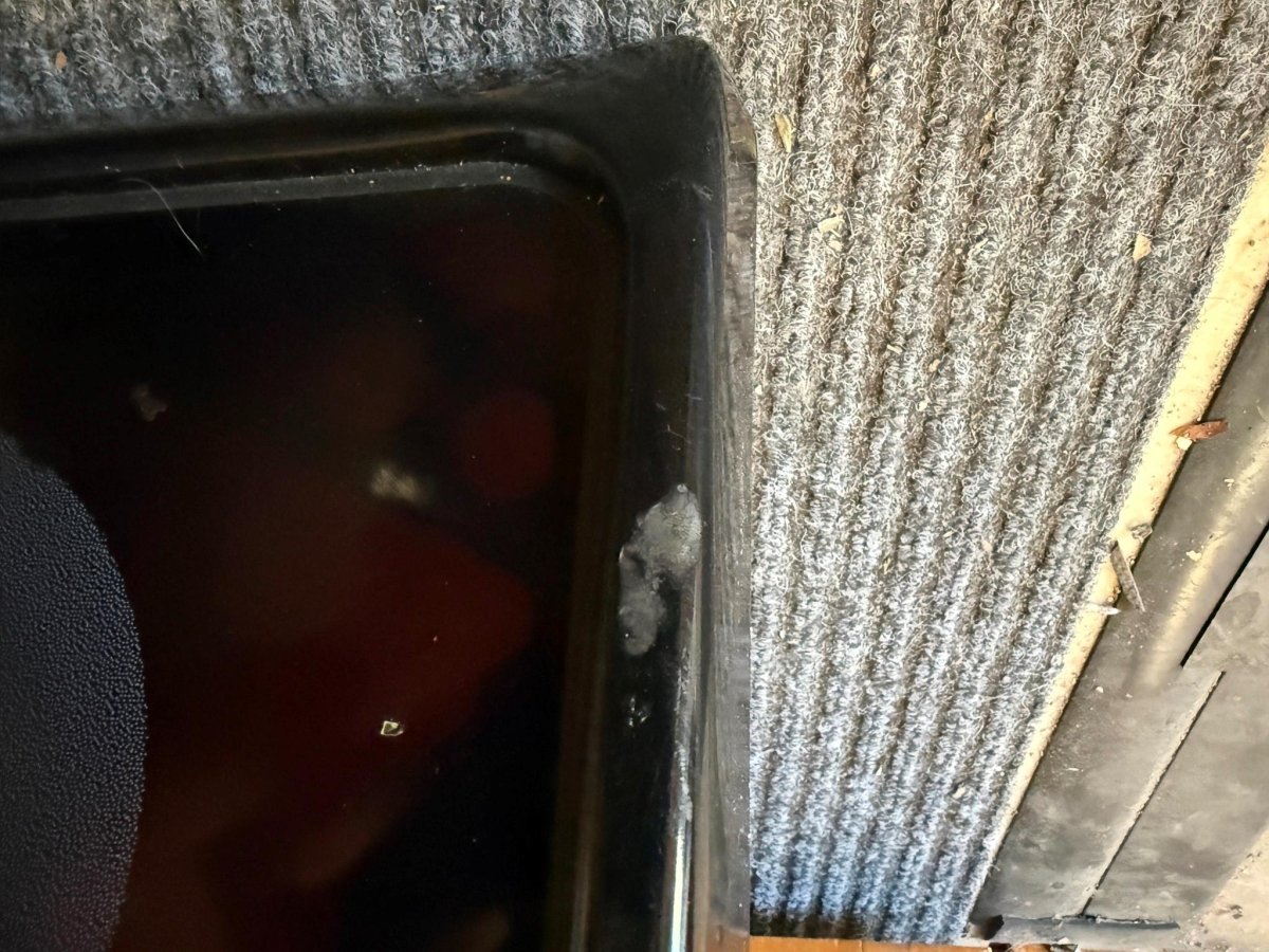 Frigidaire Range Main Glass Top Black Part 316456224 CHIPS/ SCRATCHES - ApplianceSolutionsHub
