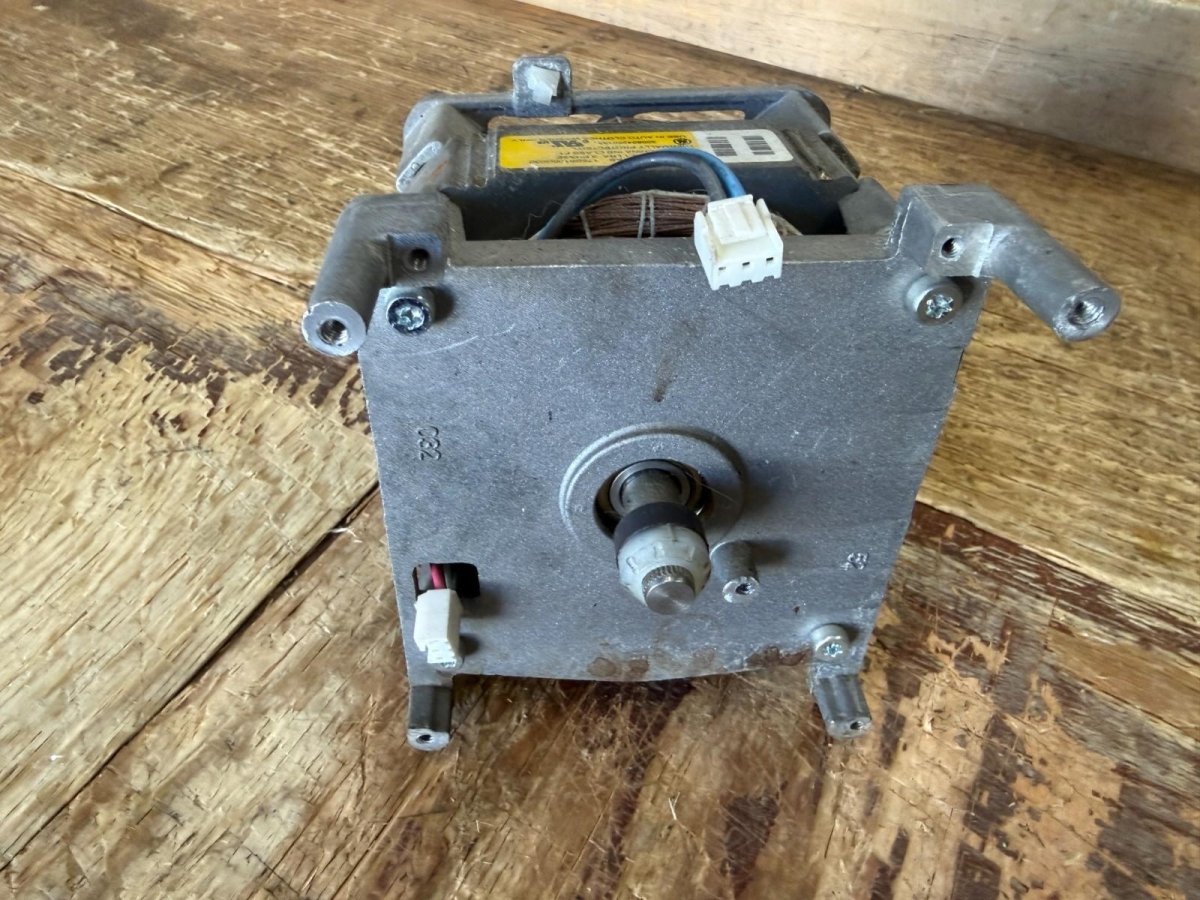 GE Washer Motor | 5KMC145YTA041AS | 175D5106G030 NO BOARD - ApplianceSolutionsHub