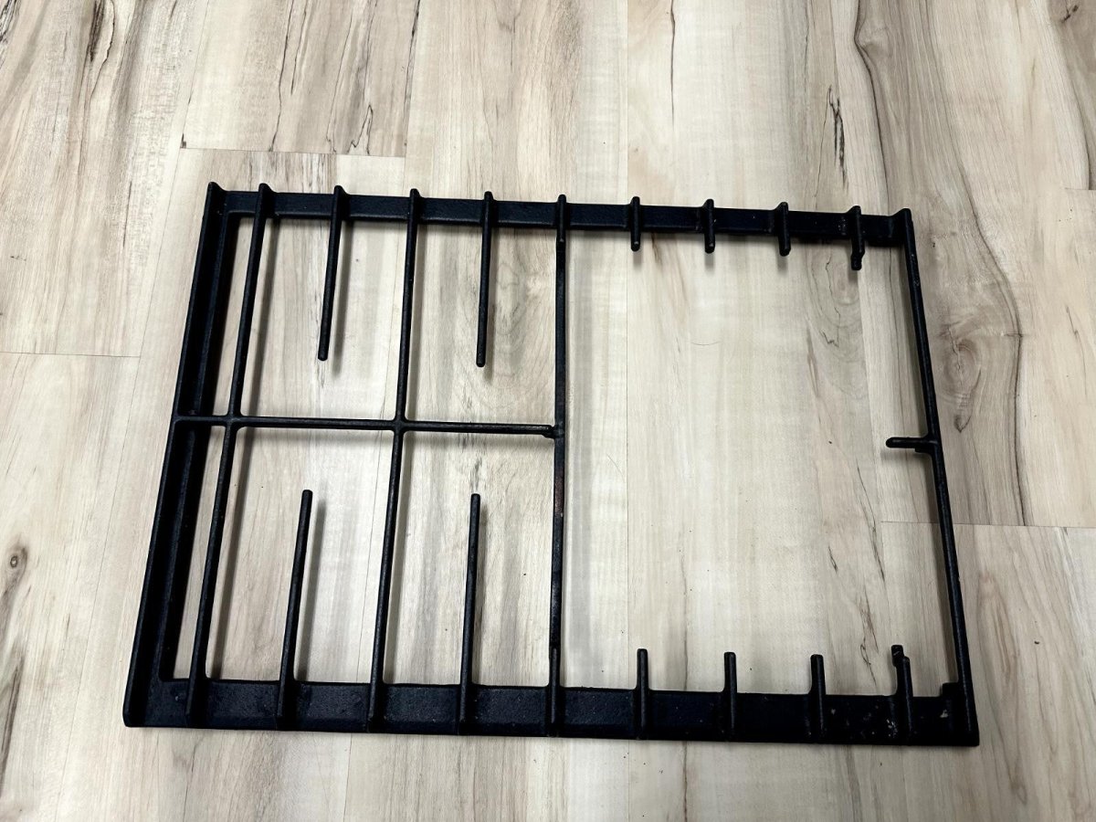 KITCHENAID RANGE BURNER GRATE PART 9761624SD 9761624 - ApplianceSolutionsHub