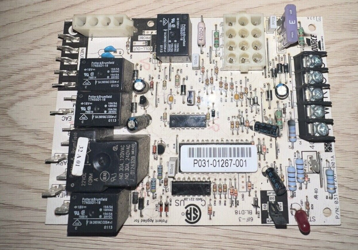 Source 1 York 031-01267-001A P031-01267-001 Furnace Control Board - ApplianceSolutionsHub