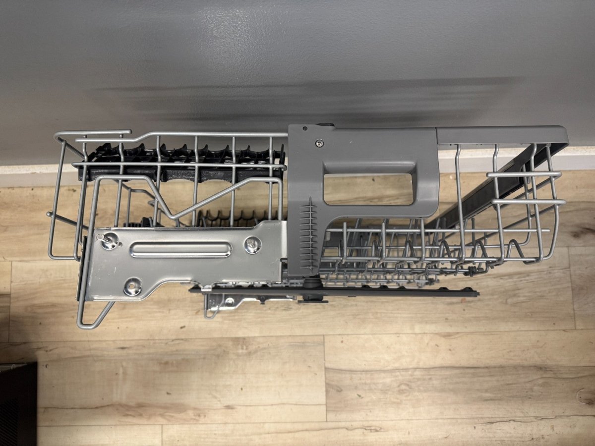 AHB73249227 LG Dishwasher Upper Rack OEM Dishrack AP6992501 Excellent Condition - ApplianceSolutionsHub