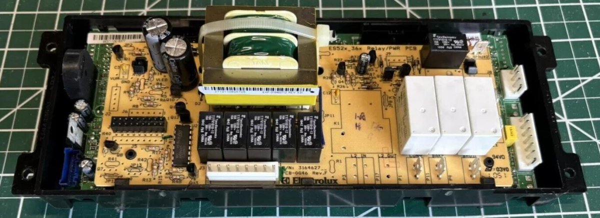 Kenmore Frigidaire Range Oven Control Board 316577040 - ApplianceSolutionsHub