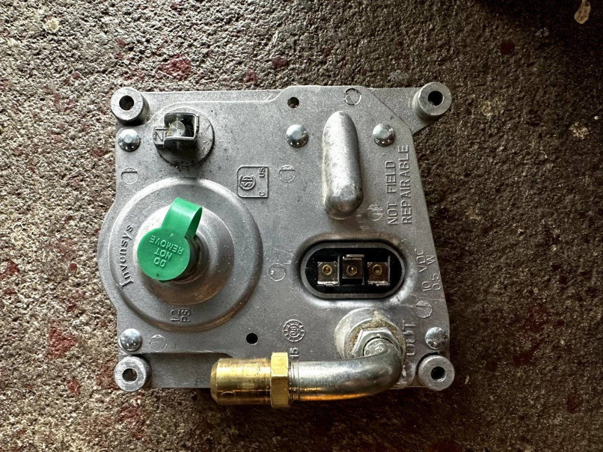 Whirlpool KitchenAid Pressure Regulator Gas Valve 9763716 WP9763716 - ApplianceSolutionsHub