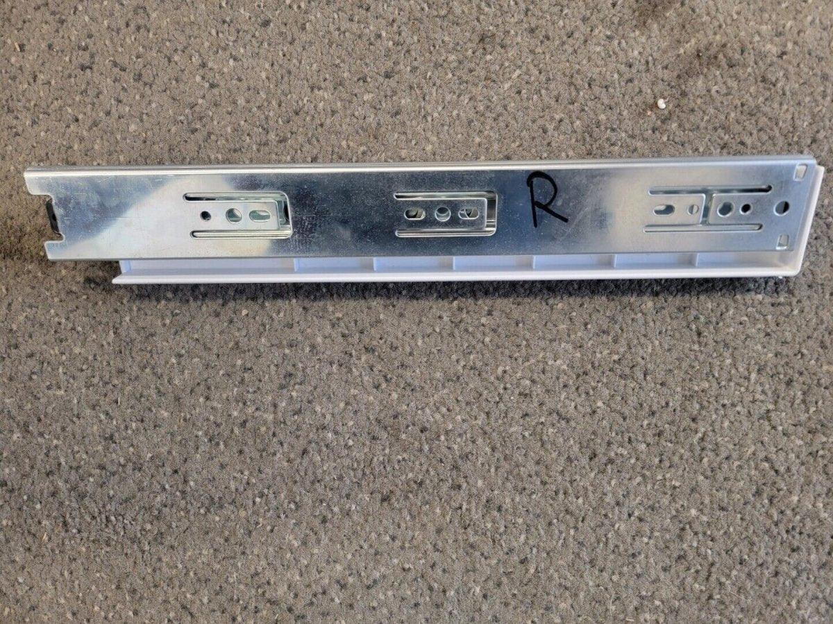 4975JA1040B LG REFRIGERATOR FREEZER DOOR RAIL UPPER GLIDE RIGHT SIDE - ApplianceSolutionsHub