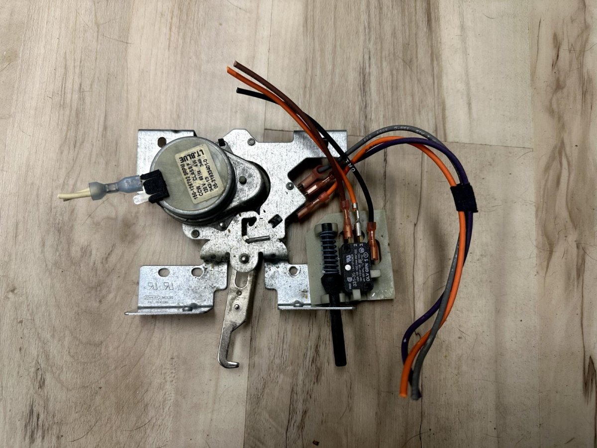 77001245, WP77001245 oven door lock assembly - ApplianceSolutionsHub