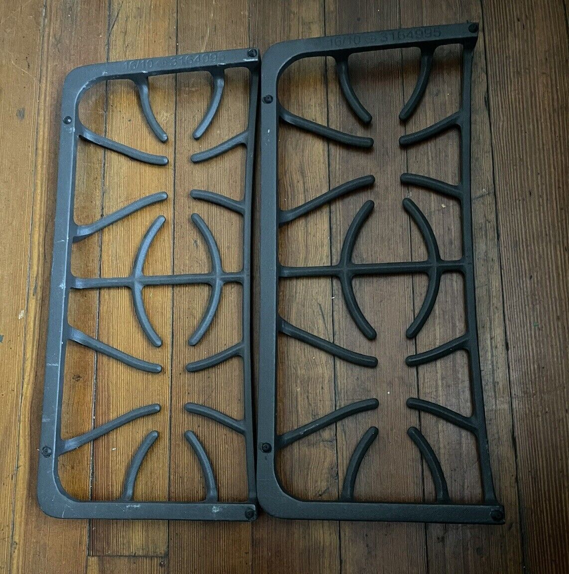 Frigidaire 3164995 9.5x7.38x25.5 Inch Burner Grates for Range Stovetop or Oven - ApplianceSolutionsHub