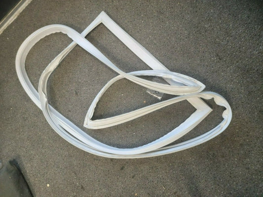Ge WR24X10057 Refrigerator Door Gasket (White) Genuine OEM part - ApplianceSolutionsHub