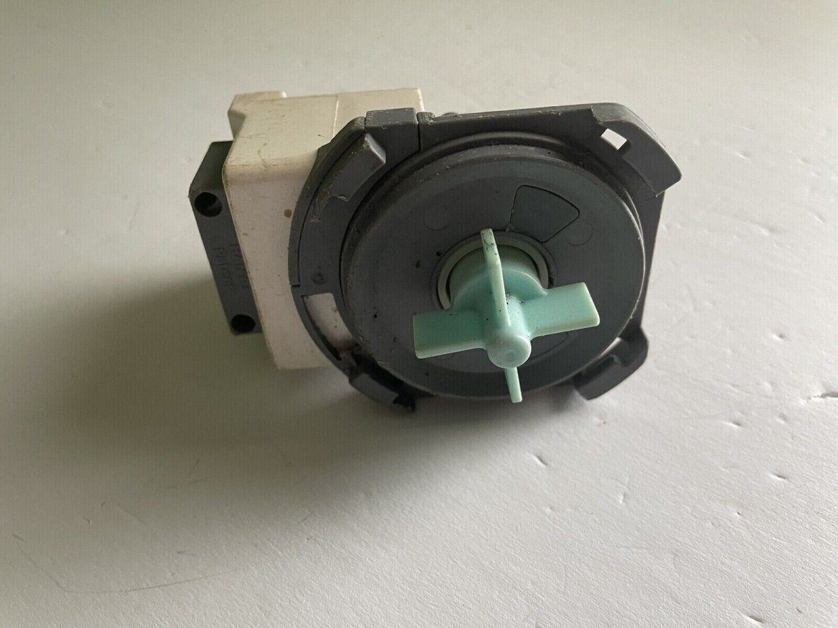 SAMSUNG DD81-02635A 11001011000729 DISHWASHER DRAIN PUMP ASSY - ApplianceSolutionsHub