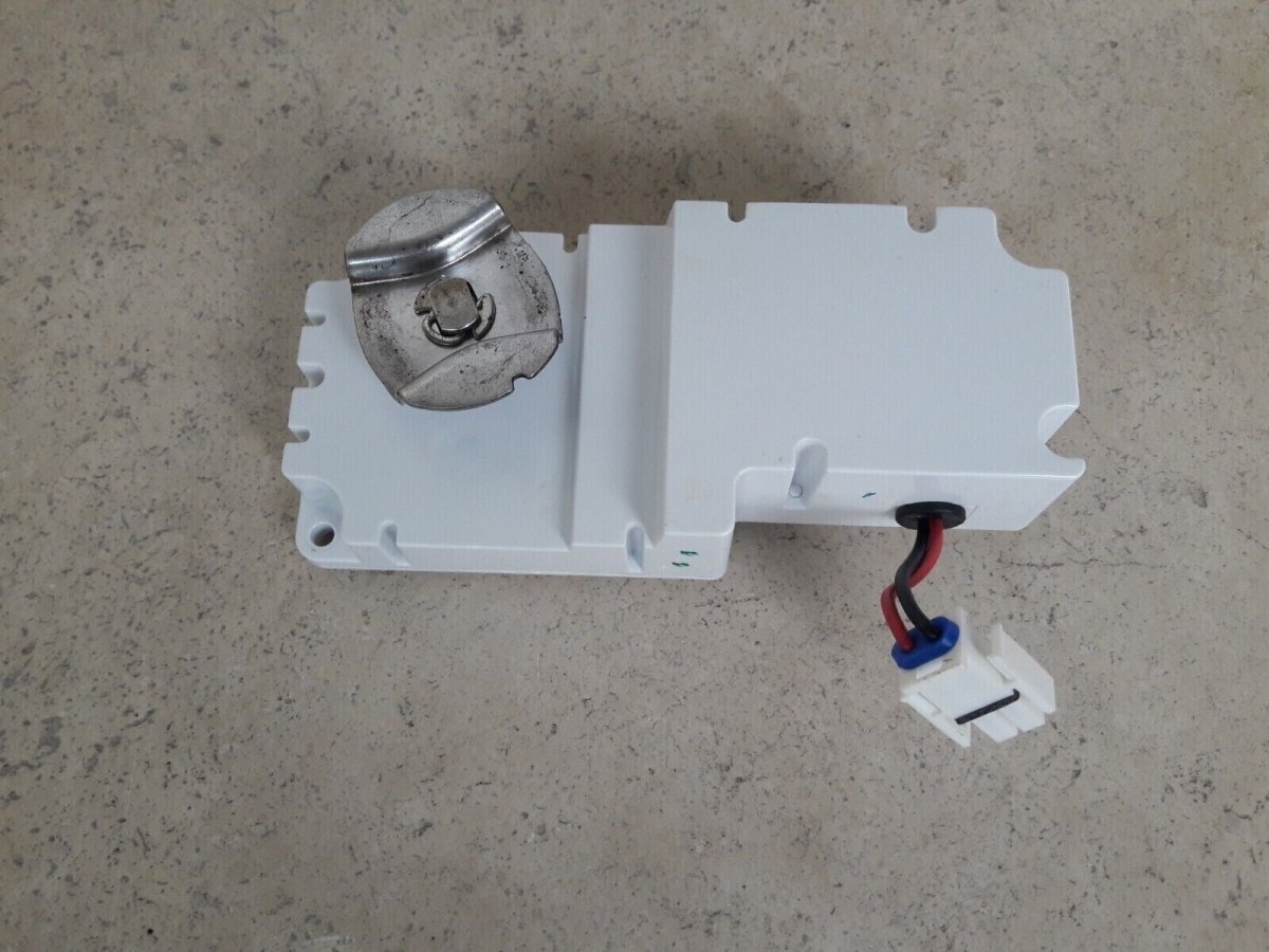 WR60X10345 GE Refrigerator Auger Motor Assembly 239D2370G002 - ApplianceSolutionsHub